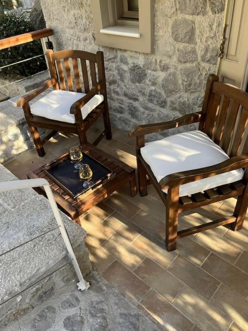 Elia Junior Suite In Epidavros With Shared Pool Nea Epidavros Exterior foto